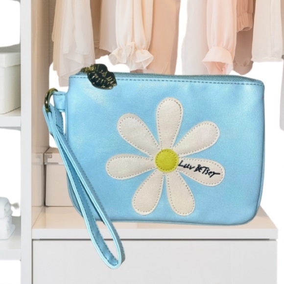 Luv Betsey Johnson Daisy Wristlet Floral Blue Clutch - Picture 1 of 7